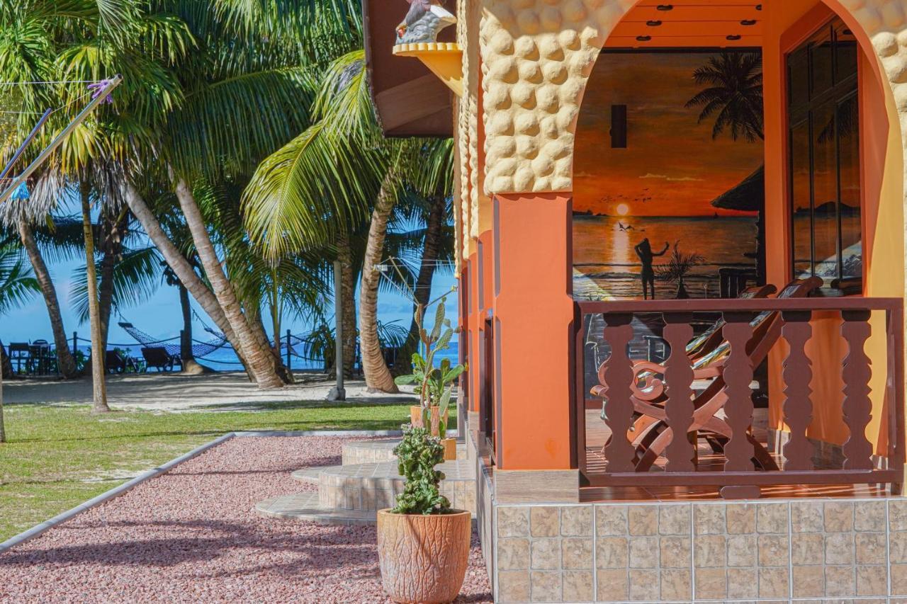 Anse Kerlan Beach Chalets Exterior foto