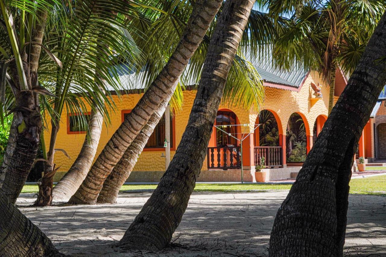 Anse Kerlan Beach Chalets Exterior foto