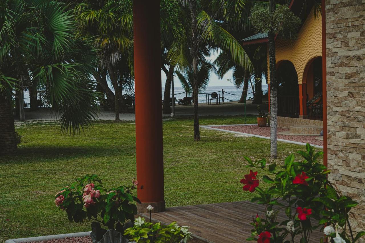 Anse Kerlan Beach Chalets Exterior foto