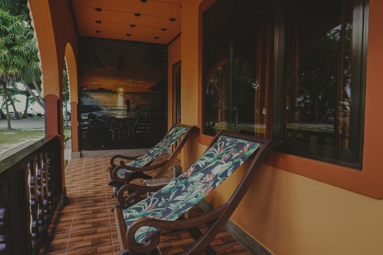 Anse Kerlan Beach Chalets Exterior foto